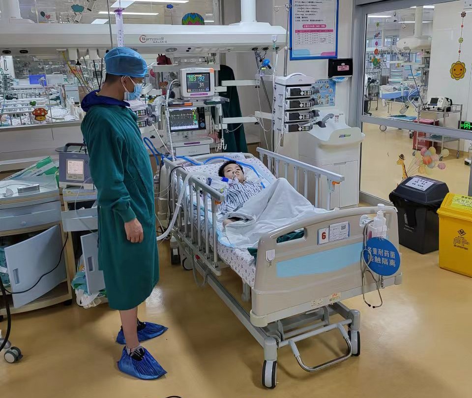 新绛县跨省救护车出租公司